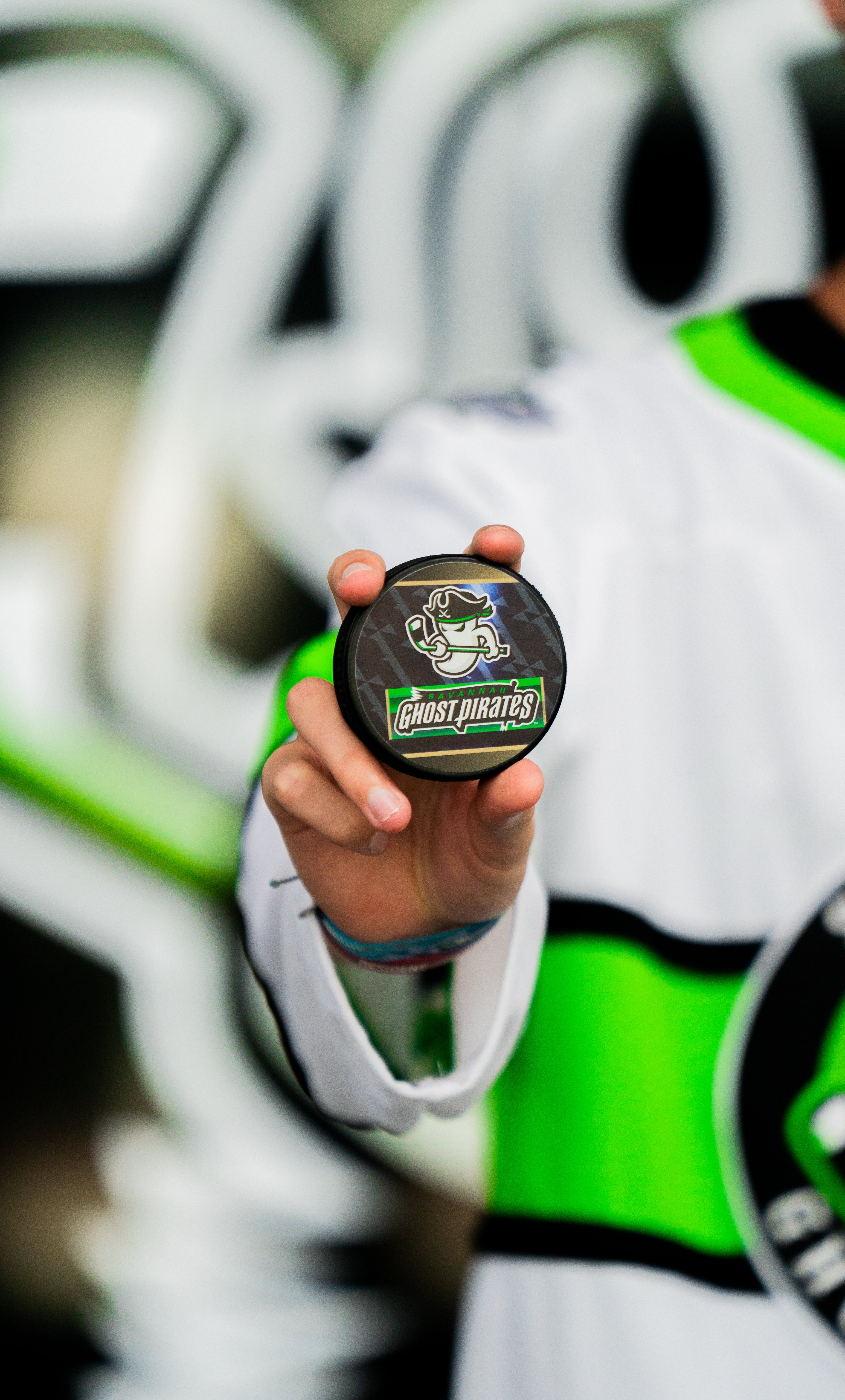 Ghost Pirates Puck - Geo