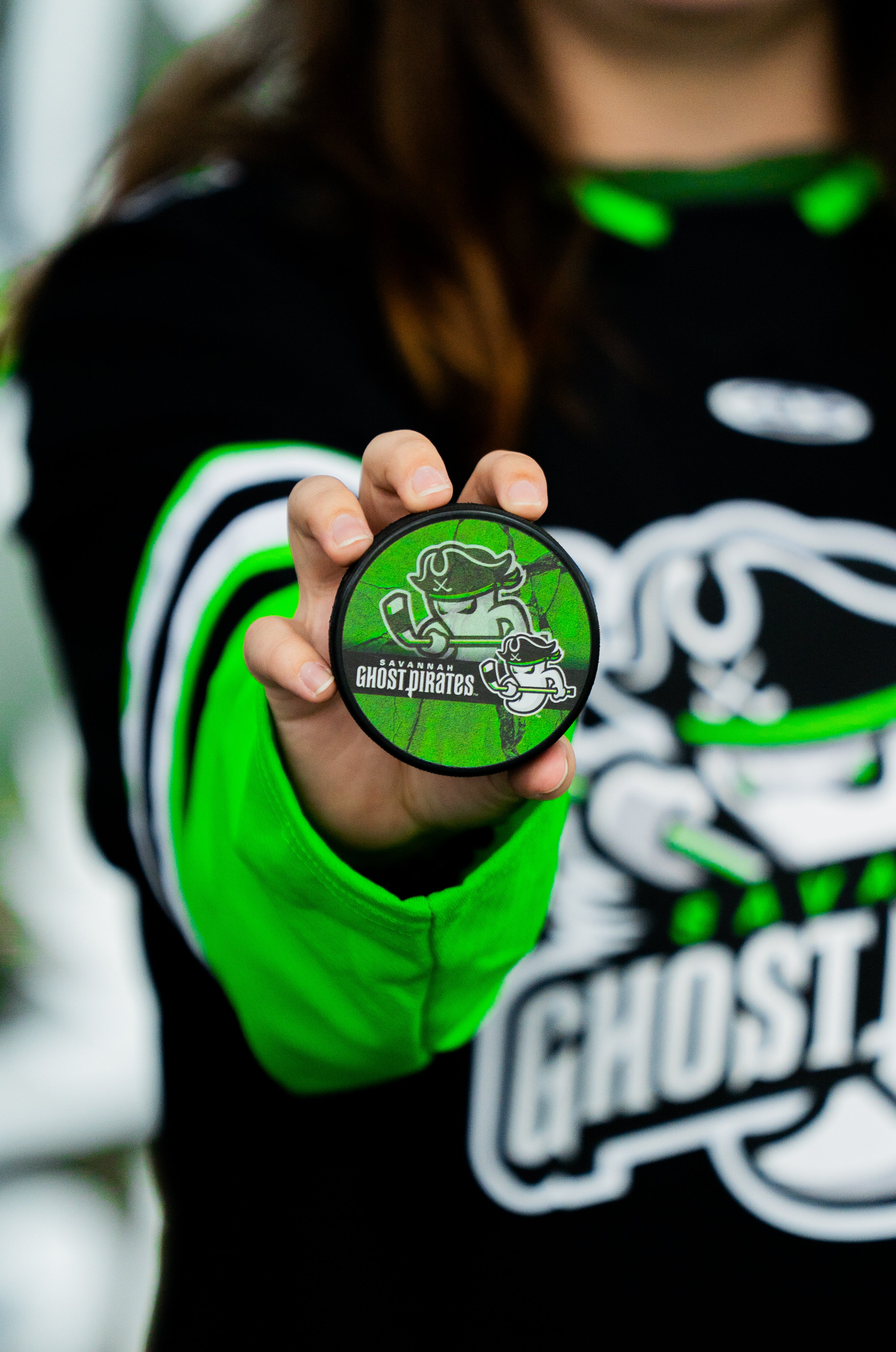 Ghost Pirates Puck - Cracked