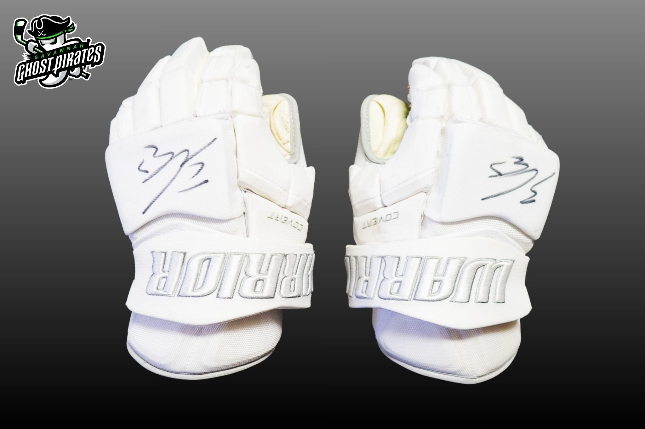 #7 UENS GAME USED & SIGNED Ghost Panthers Gloves