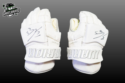 #7 UENS GAME USED & SIGNED Ghost Panthers Gloves